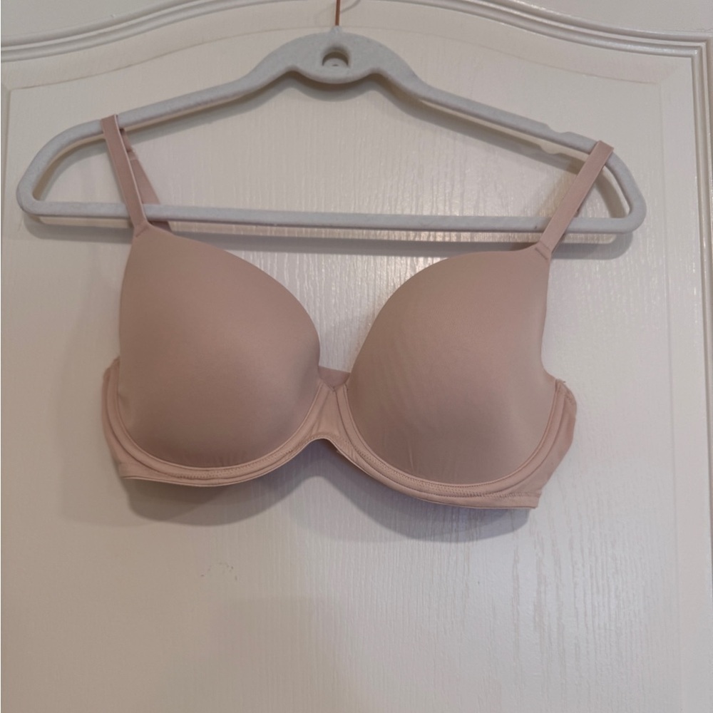 VS PINK nude and pink wear everywhere lightly lined bra​​​​​